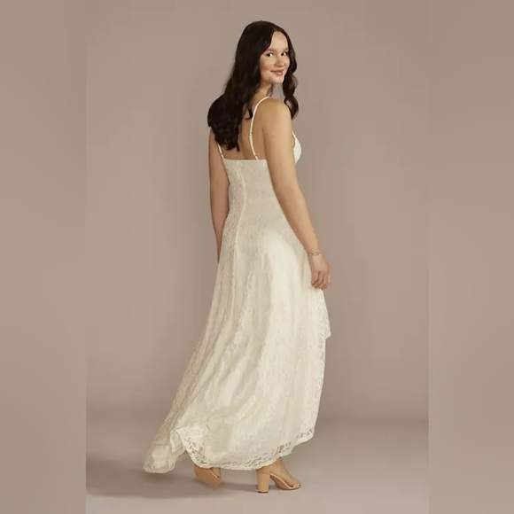 High-low Lace Spaghetti Strap V-neck Wedding Dress - Picture 3 of 13